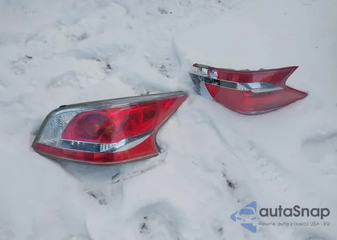 2013 Nissan Altima 2.5 Sl z USA, uszkodzony, nr VIN 1N4AL3AP2DC121700